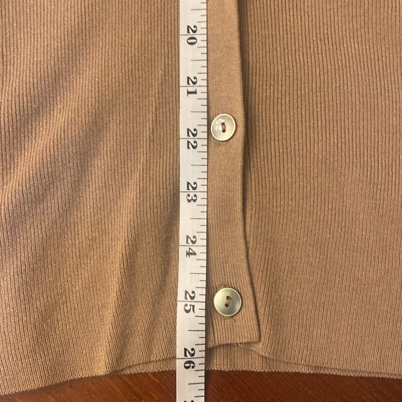 Venezia Jeans Clothing Co Size 18/20 Cardigan Camel Ribbed V Neck - Picture 5 of 7